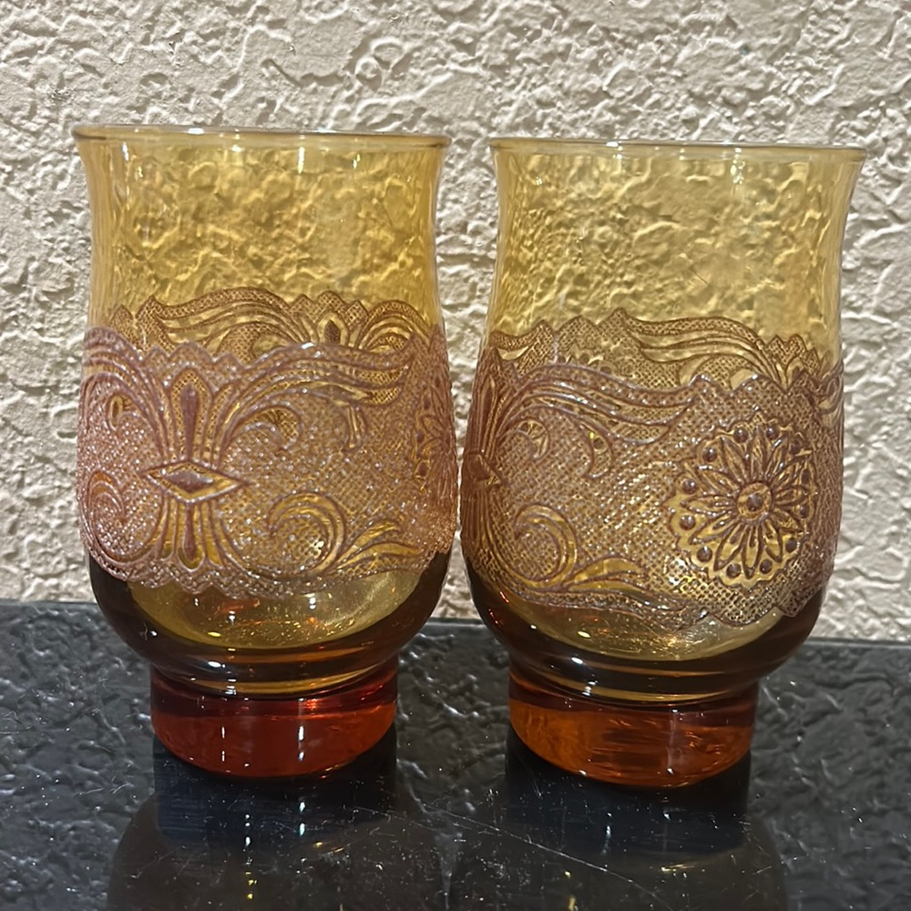 Set of 2 vintage Libbey tumbler cups